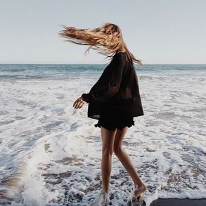 Ducosy《Change》歌词歌曲LRC下载