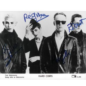 Hard Corps《Respirer》歌词歌曲LRC下载