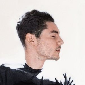 Tropics《Hunger》歌词歌曲LRC下载